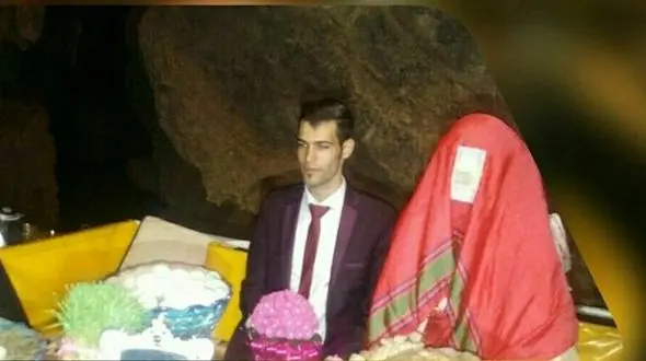 عقد زوج جوان در بزرگترین غار آبی جهان+ عکس