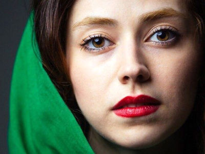 نیلوفر رجایی بازیگر داعشی سریال پایتخت: ازدواج خیلی خفنه ... اما برام اتفاق نیفتاده .../ عروسی دیگه برام از دهن افتاده ... الان گریم میگیره ... بچه وای بچه ... + فیلم
