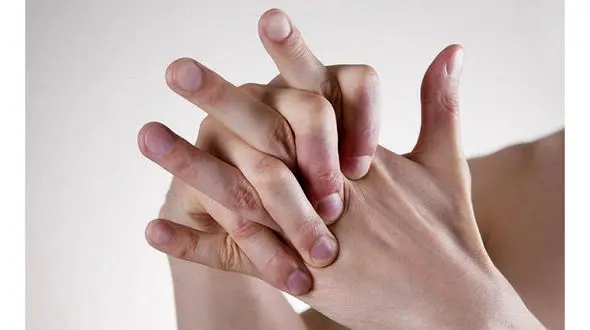 قولنج شکستن، ممنوع!