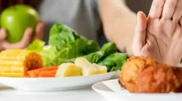 چه غذاهایی در تابستان خطرناک هستند؟ پاسخ اینجاست