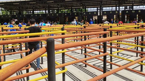 واکنش عجیب به بازار سیاه بلیت‌فروشی در دربی ۱۰۰/ فوتبال خیلی علاقه‌مند دارد!