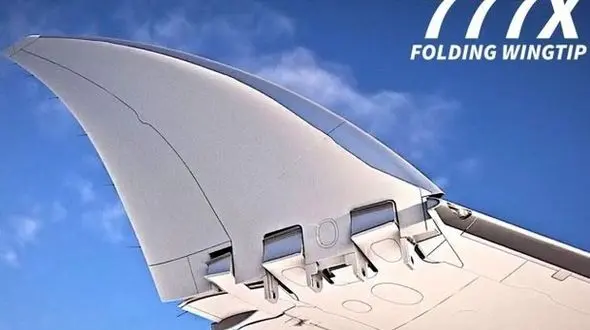 جا به جایی مسافران با بوئینگی با بال های تاشونده !