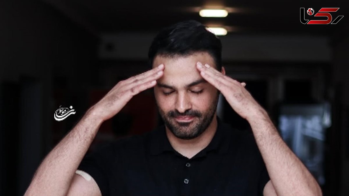 ویدئو/نگاهی به تیپ و استایل شیک سامان صفاری و رز ایزدی در اکران فیلم «گوزن‌های اتوبان»+ژست‌های خاص آقای بازیگر