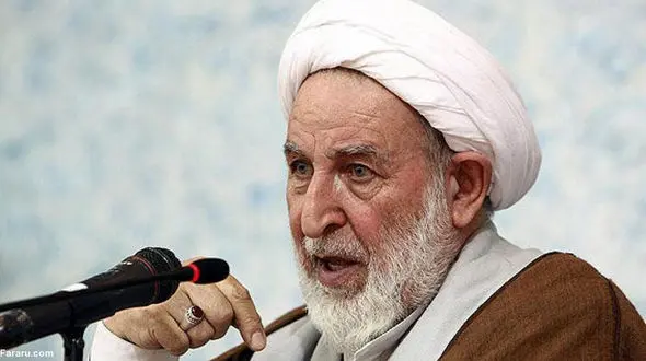 انتقاد تند آیت‌الله یزدی از آملی لاریجانی!/ به اسم مدرسه علمیه کاخ ساخته اید!از کجا آورده اید؟