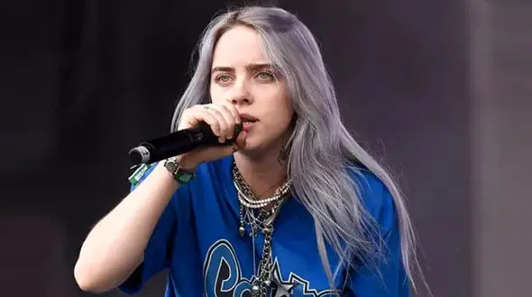 پیراهن ایرانی بیلی آیلیش  پربازدید شد ! / سوپرایز خانم خواننده برای ایرانی ها !