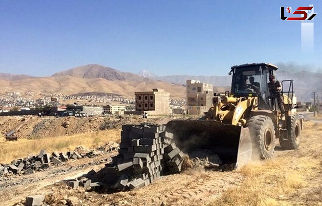 رفع تصرف اراضی ملی مازاد بر واگذاری منطقه تخت در شهرستان بندرعباس