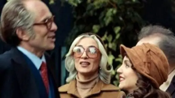 فیلم/ نازنین بیاتی بازیگر سریال «تاسیان»: بازی بابک حمیدیان جنون آمیز است / آنقدر جنون بازیگری درش حلول میکنه که محو انرژیش میشی