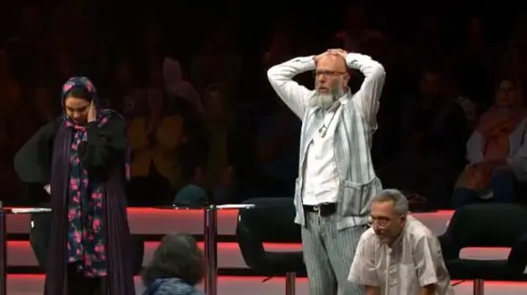 فیلم مات و مبهوت شدن داوران صداتو از  صدای محشر  پسر شرکت کننده با آهنگ  قرص قمر بهنام بانی  /  عاشق و دربدرم تویی قرص قمرم !