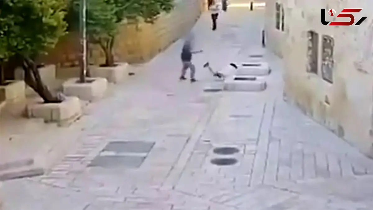 فیلم لحظه حمله تروریست یهودی به راهبه مسیحی در اورشلیم
