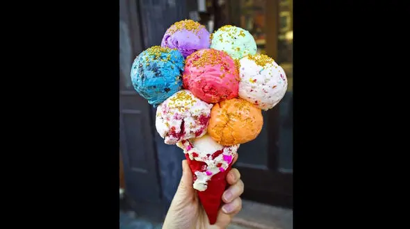 بزرگترین بستنی قیفی جهان با 19 اسکوپ+عکس