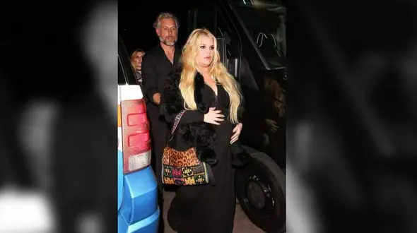 چهره جدید خانم بازیگر در دوران بارداری+عکس