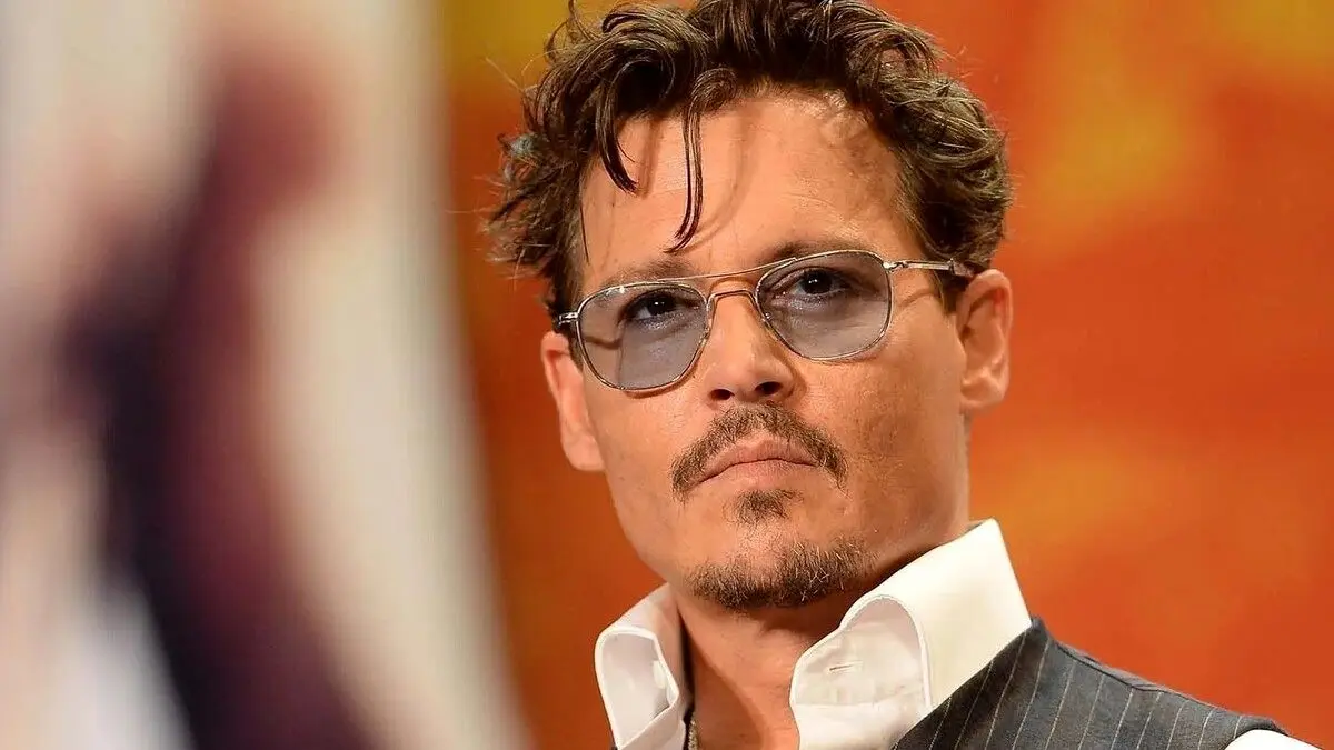 جانی دپ برای ایفای نقش اسکروج در فیلم جدیدسرود کریسمس انتخاب شد تریلر ساخته شده با هوش مصنوعی