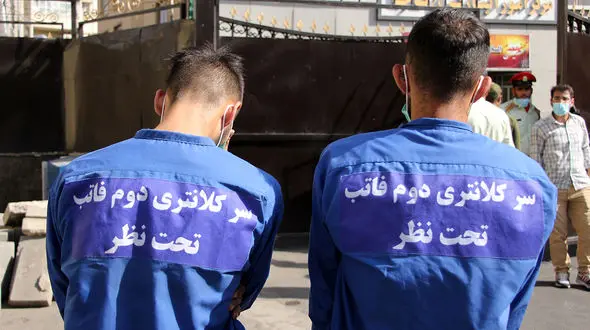 فرار  دختر تبهکار از صحنه موبایل قاپی در ستارخان / بازداشت نوچه هایش + فیلم گفتگو