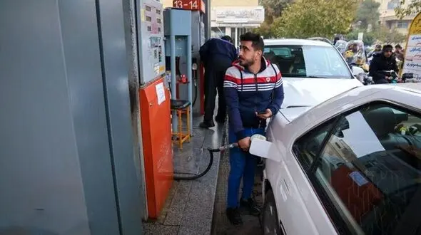 بنزین سه نرخی در راه است / از یارانه ای تا لیتری 20 هزار تومان!