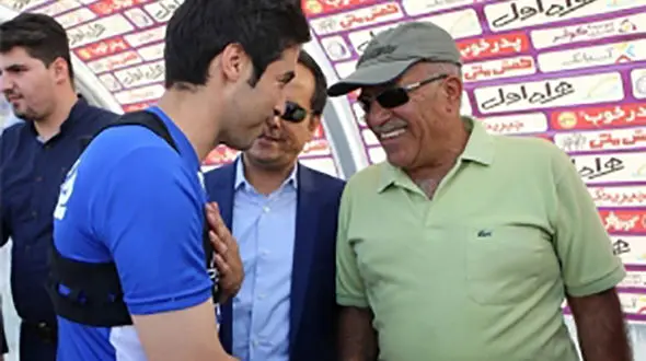 روشن: اگر منصوریان برگردد بهتر است