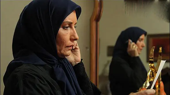 شوکه شدن فریبا کوثری از سوال ناگهانی علی ضیا درباره ازدواجش/ رعنای سریال دلنوازان ازدواج کرد؟+ویدیو