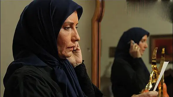شوکه شدن فریبا کوثری از سوال ناگهانی علی ضیا درباره ازدواجش/ رعنای سریال دلنوازان ازدواج کرد؟+ویدیو