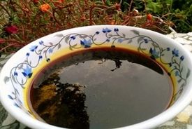 طرز تهیه شیره خرمالو داروی خوشمزه مبارزه با کم خونی + فیلم