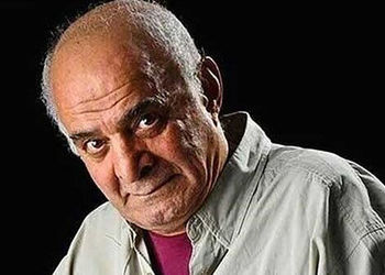 عکس / نوشته جگرسوز و عاشقانه روی سنگ مزار خانه ابدی سیروس گرجستانی / روحش شاد ...
