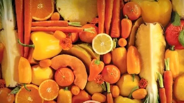 چه میوه‌ها و سبزیجاتی به کاهش وزن کمک می‌کنند؟