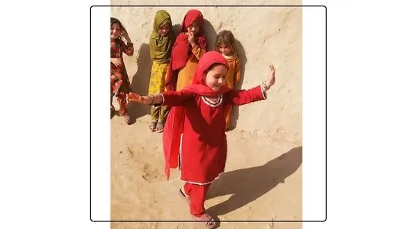 آن‌سوی دکمه شلیک موشک، کودکی در ایران دارد می‌رقصد + فیلم