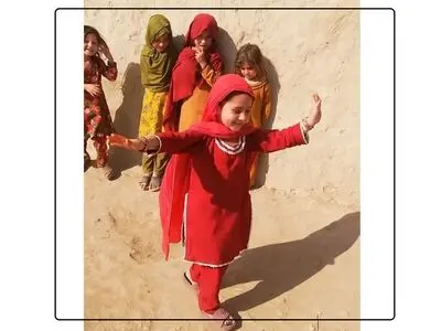 آن‌سوی دکمه شلیک موشک، کودکی در ایران دارد می‌رقصد + فیلم