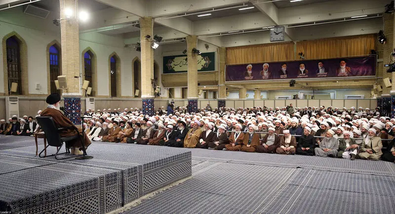 رهبر معظم انقلاب اسلامی صبح امروز در دیدار ائمه جمعه سراسر کشور