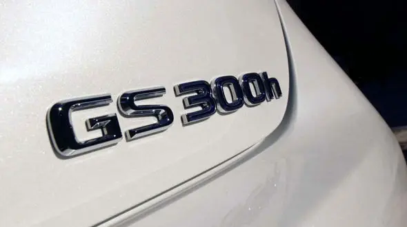 آشنایی با لکسوس GS 300h