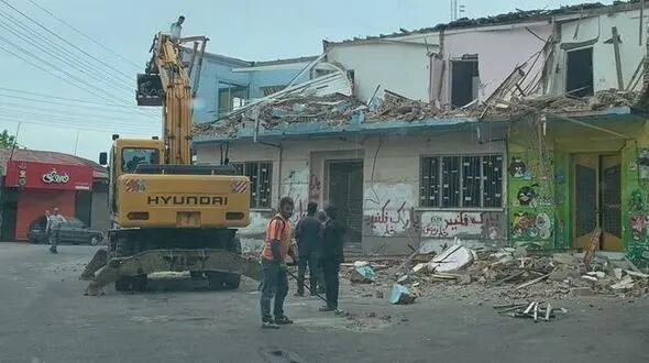خانه مادری هوشنگ ابتهاج تخریب شد