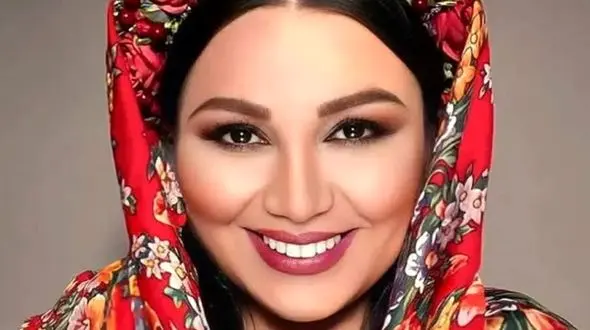 رونمایی بهنوش بختیاری از سفره هفت سین خیره کننده اش ! / چقدر جذاب و زیباست !