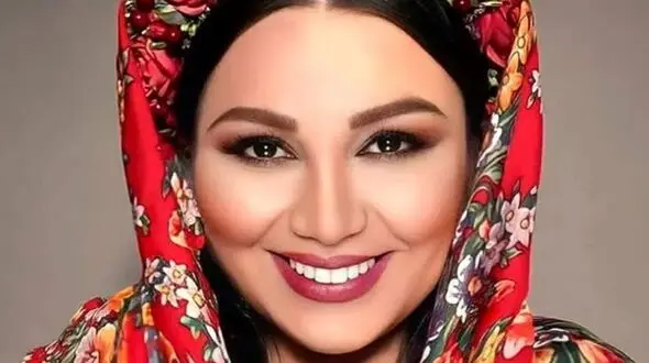 رونمایی بهنوش بختیاری از سفره هفت سین خیره کننده اش ! / چقدر جذاب و زیباست !