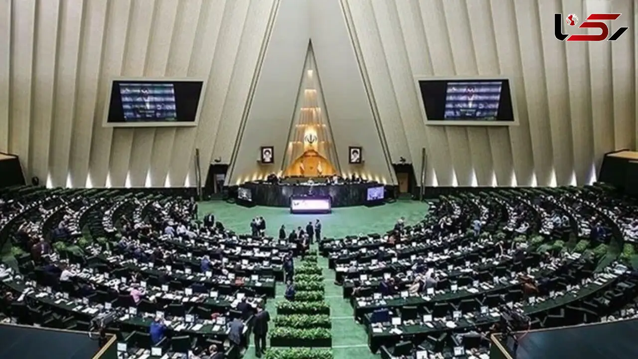 دولت و مجلس برنامه‌ای برای حل مشکلات معیشتی ندارد/ نمایندگان با شعار حل مسئله‌ معیشت مردم رای آوردند