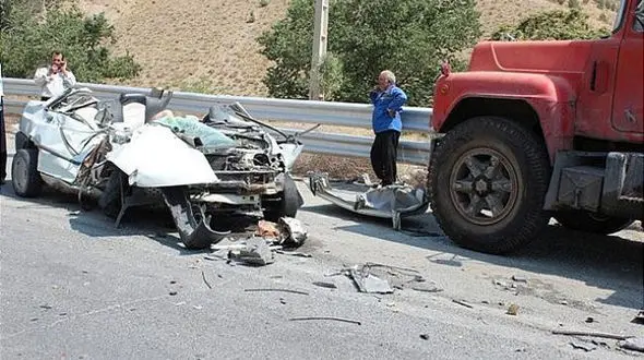 مچاله شدن مرگبار 4 مسافر در پراید له شده!+ عکس