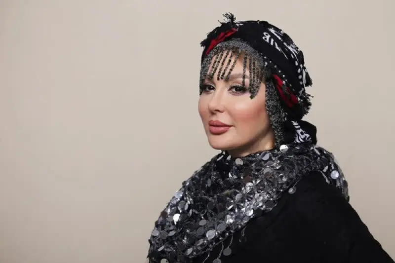 عکس نیوشا ضیغمی با دخترش