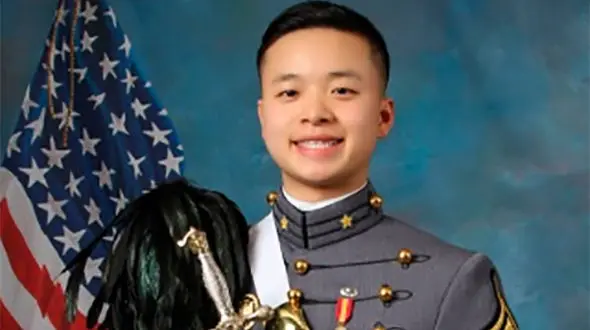 جنازه یک مرد بچه دار شد ! / در امریکا چه خبر است؟ + عکس