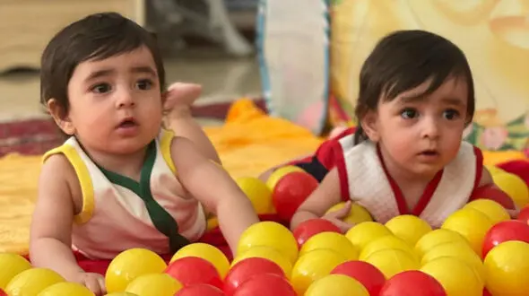 فیلم افشاگری مادران دوقلوهای تهرانی از خانم دکتر درسا کوچولو! / ادعای مرگ 4 کودک + عکس