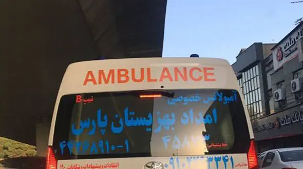 آمبولانس آژیرکشان مسافران پولدار جا به جا می کرد ؟! + عکس آمبولانس  