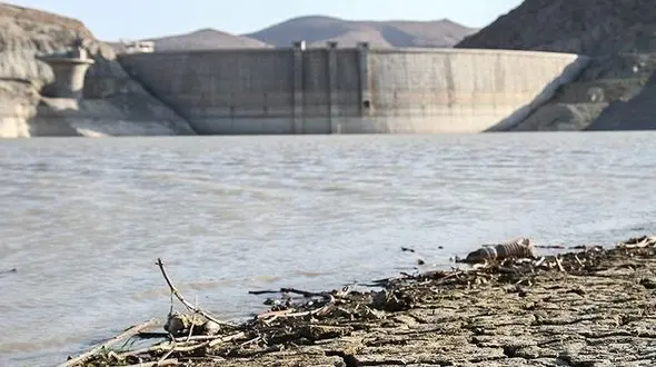 چالش استراتژیک / 80 درصد هفده سد کشور خالی است اما در 8 ماه 24 درصد افزایش صادرات کشاورزی داشتیم!