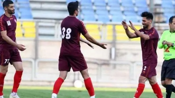 عالیشاه و آقایی در کمیته انضباطی