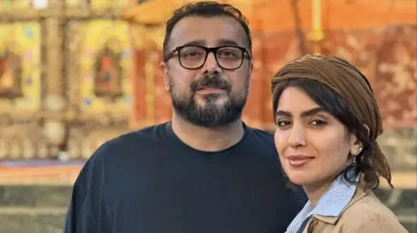 سپند امیرسلیمانی: وقتی عاشق هم شدیم مونا ازم دو تا چیز خواست / دوتا شرطش مبهوتم کرد