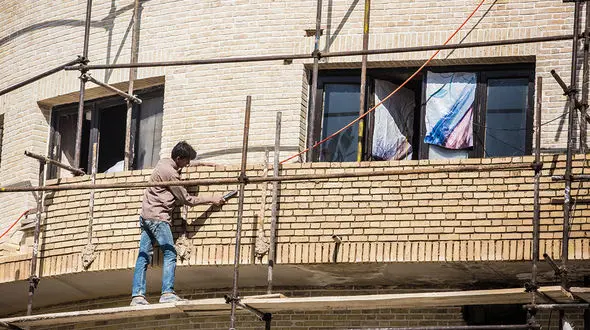 ساختمان های نیمه کاره باید هر چه سریع تر ساخته شوند