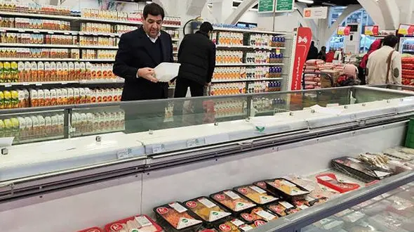 بازدید مخبر از چند فروشگاه زنجیره‌ ای در تهران و بررسی میدانی بازار مواد غذایی