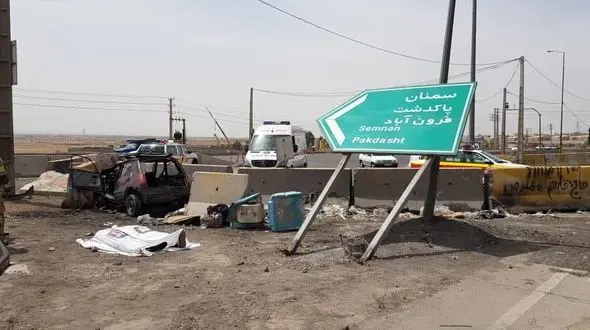 تصادف مرگبار در جاده خاوران / 2 نفر در دم کشته شدند