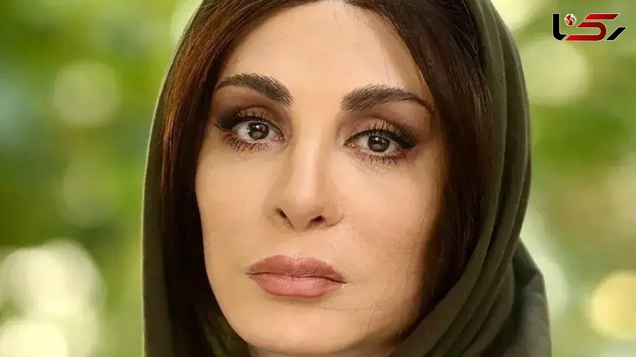  عکس/ «افسانه بایگان، مجید مظفری و شهلا ریاحی» پای سفره عقد در سال 66 / سفر در زمان 