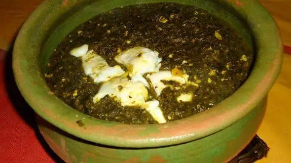 طرز تهیه یک خورشت گیلانی