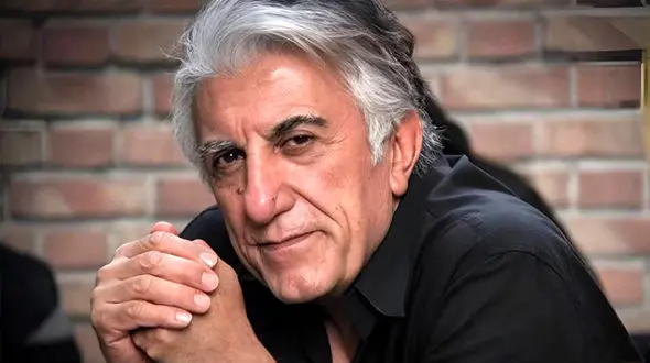 افشاگری رضاکیانیان از نسبت فامیلی اش با سهراب سپهری/ وصلت آقای بازیگر با بزرگان+ فیلم