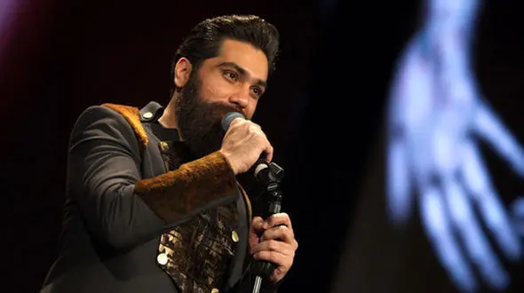 اجرای زنده آهنگ معروف برای من نوشته، گذشته‌ها گذشته توسط علی زند وکیلی و پیانونوازی علیرضا عصار در برنامه کنسرتینو+فیلم