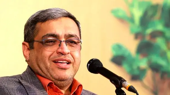 فیلم/ سعید عزیزی: من که میخندم میگن خوش بحالش یه تخته‌اش کمه، از دوستم پول قرض گرفتم همون لحظه دزد زد؛ نه من سیب زمینی‌ام فقط تو میفهمی