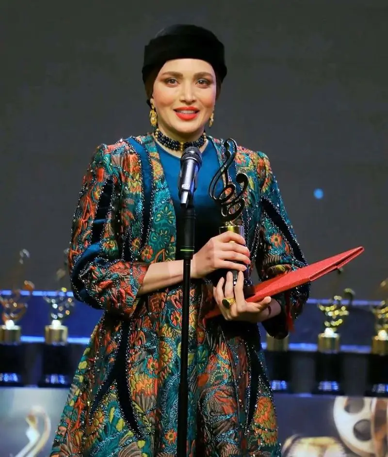 بهنوش طباطبایی در جشن حافظ