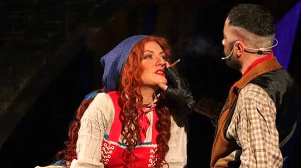 تصویری متفاوت از مهناز افشار در تئاتر